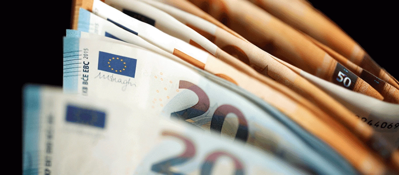 Παράλληλη ασφάλιση: Τέλος Ιουνίου αναμένονται τα ειδοποιητήρια για τις επιπλέον εισφορές